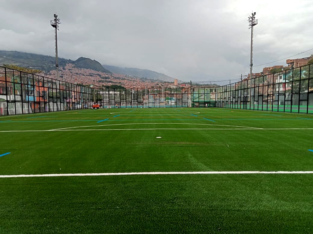 Escenarios deportivos y recreativos